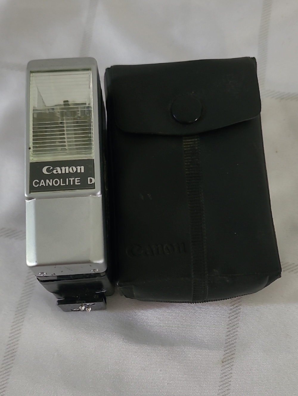 Canon Canolite D Flash Unit in Silver and Black Not Tested Parts Only